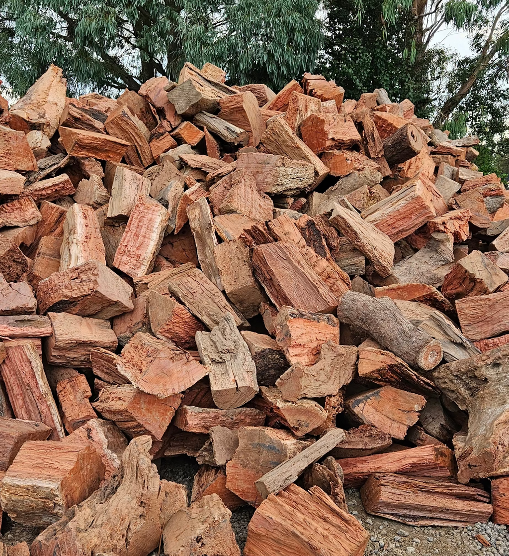 Red gum-1 Tonne/approx 2.5 metres (unstacked)