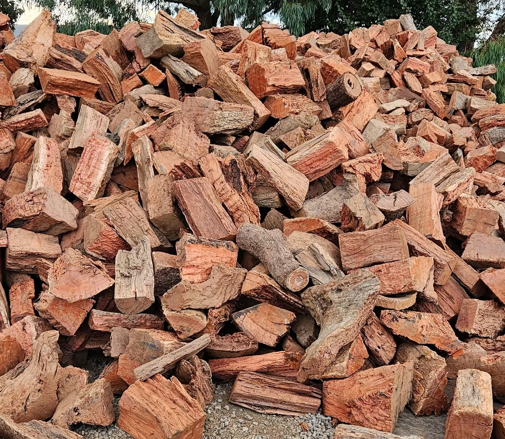 Red gum-1 Tonne/approx 2.5 metres (unstacked)